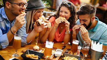 Holiday Inn Express & Suites Valencia - Santa Clarita by IHG