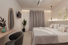 Nikos & Maria Studios II