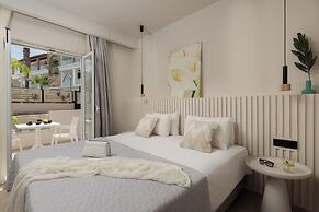 Nikos & Maria Studios II