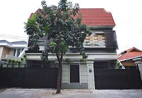 Blossom Resident Blok M