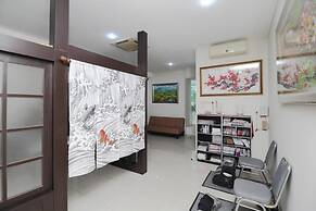 Blossom Resident Blok M