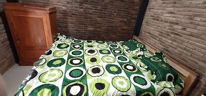 Homestay Kurnia - Hostel