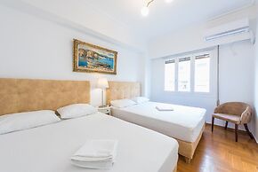 Victoria Queens Suites Apartments