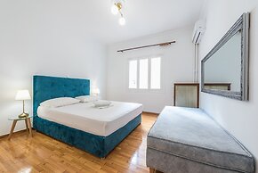 Victoria Queens Suites Apartments