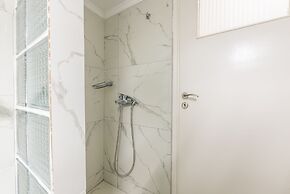 Victoria Queens Suites Apartments