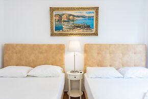 Victoria Queens Suites Apartments