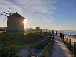 Apartment by the Sea, With Pool