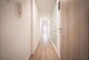 Athens Crystal Suites Apartments