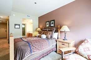 Silver Bear 22 Pet-Friendly, Cozy, Underground Parking, Walk to Canyon