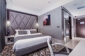 Krystal Palace Douala