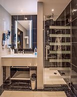 Krystal Palace Douala