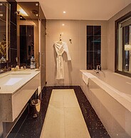 Krystal Palace Douala