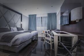 Krystal Palace Douala