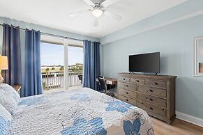 Laketown Wharf by Book That Condo