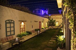 Stone Garden Tas Hotel