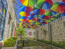 Stone Garden Tas Hotel