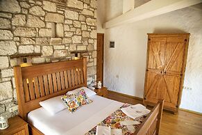 Stone Garden Tas Hotel