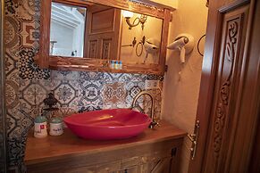 Stone Garden Tas Hotel