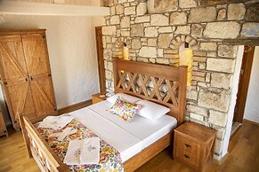 Stone Garden Tas Hotel