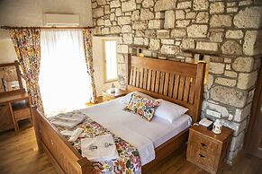 Stone Garden Tas Hotel