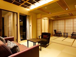 Awaji Hamarikyu TAKUMI