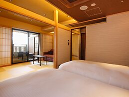 Awaji Hamarikyu TAKUMI