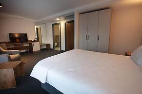 Valent Otel Business