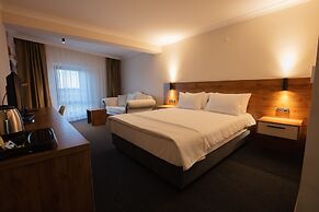 Valent Otel Business