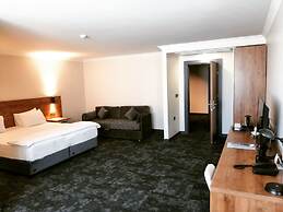 Valent Otel Business