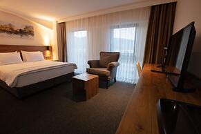 Valent Otel Business