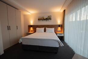 Valent Otel Business