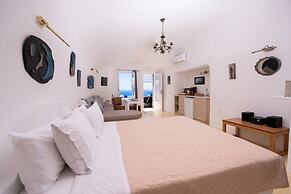 Iatis View Collection - Adults Only