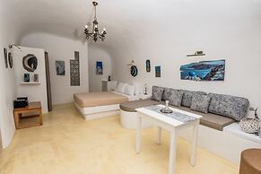 Iatis View Collection - Adults Only