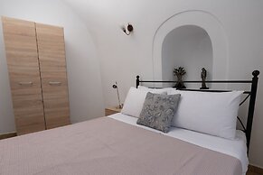 Iatis View Collection - Adults Only