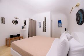 Iatis View Collection - Adults Only