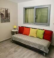 PargaLand Studios & Apartments