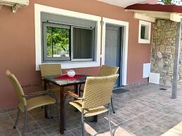 PargaLand Studios & Apartments