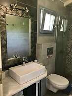 PargaLand Studios & Apartments