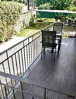 PargaLand Studios & Apartments