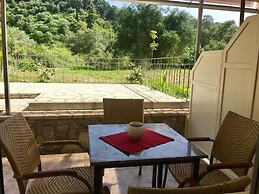 PargaLand Studios & Apartments