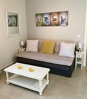 PargaLand Studios & Apartments