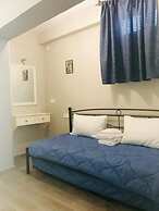 PargaLand Studios & Apartments