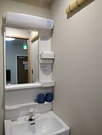 Issyuku Higashiueno Hotel