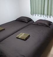 Issyuku Higashiueno Hotel