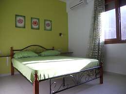 Armonia Uphoria Villa