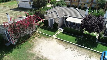 Harmony Villa 1 - 2bedrooms-sleeps 4-fast Wifi- Parking-near Laganas B