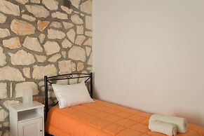 Harmony Villa 1 - 2bedrooms-sleeps 4-fast Wifi- Parking-near Laganas B