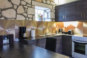 Harmony Villa 1 - 2bedrooms-sleeps 4-fast Wifi- Parking-near Laganas B