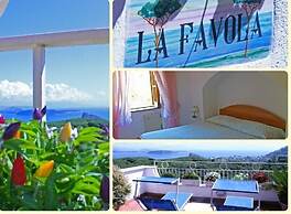 Villa La Favola With sea View