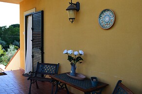 B b S Elia Villa Surrounded by Greenery Inside the Historic Dubini Par